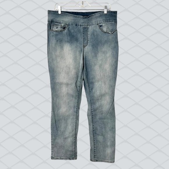 Gloria Vanderbilt High Rise Pull-On Blue Jeans Size 16 Light Wash Stretch Waist - Picture 1 of 7